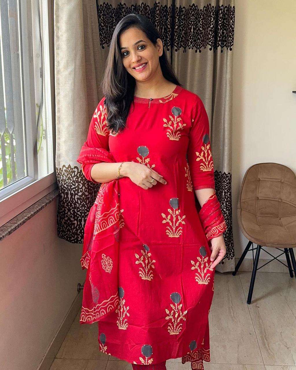 Pure Fine Rayon Fabric Kurti With Pant And Dupatta