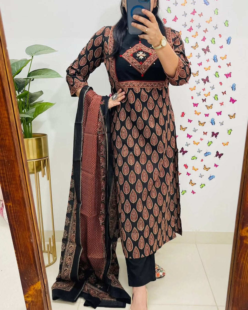 Bagru Kalamkari Printed Cotton Black Kurta And Pant With Dupatta Set