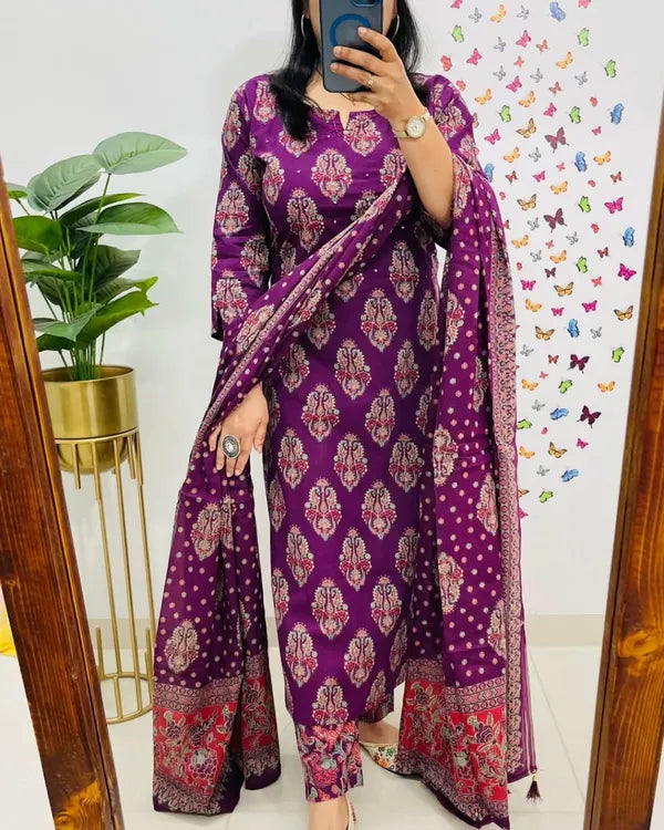 Traditional Cotton Embroidered Pink Kurta Pant Set With Dupatta