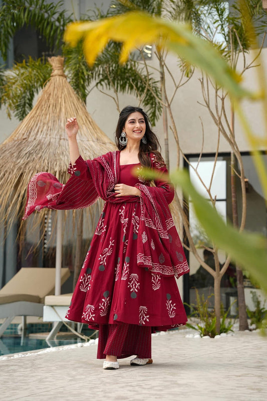 Wfor Women Maho Chic Cotton Suit Set ( Red )