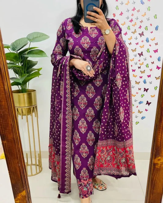 Traditional Cotton Embroidered Pink Kurta Pant Set With Dupatta